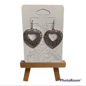 Heart hanging earrings